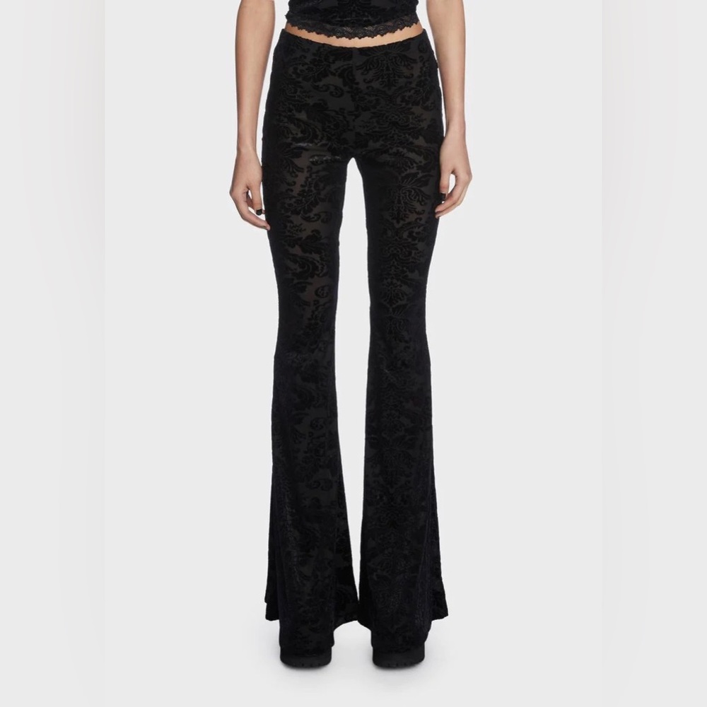 Widow flares - Picture 5 of 6